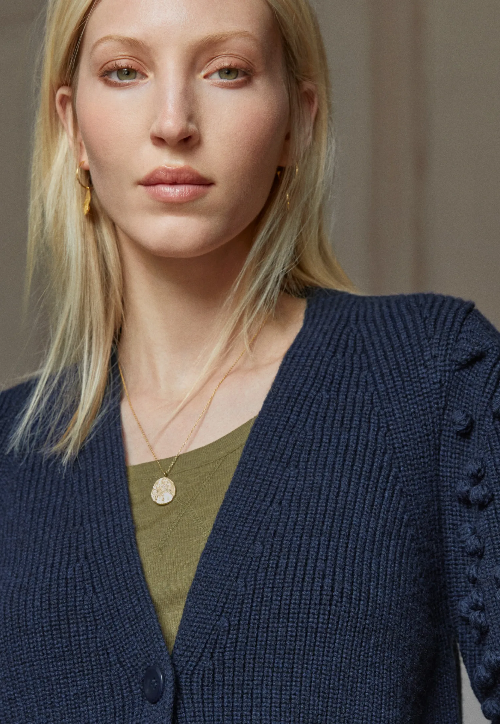 bobble_cardigan_2.webp Women Wrap London Knitwear*Bobble Cardigan