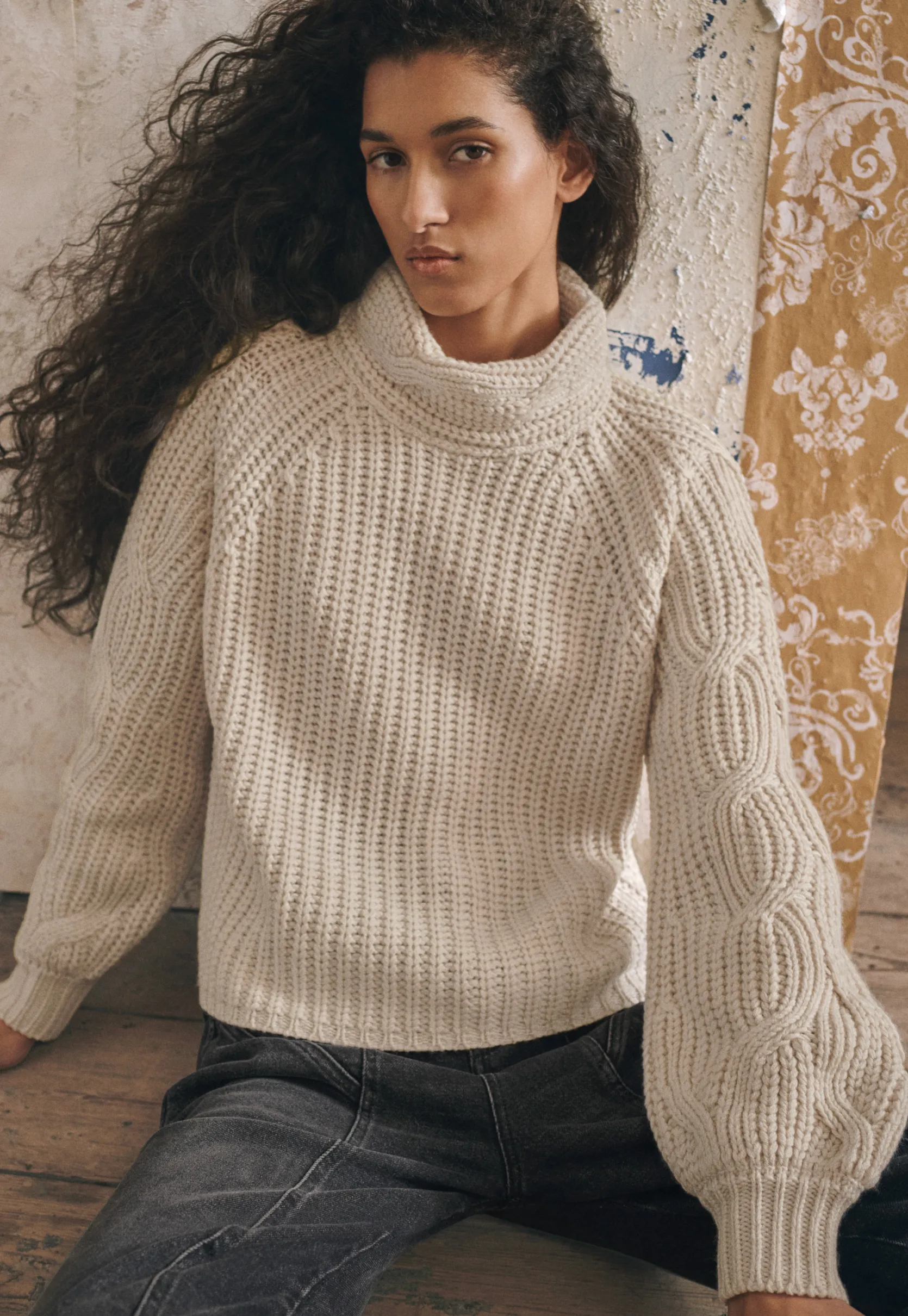 cableknit_sweater_0-1.webp Women Wrap London Knitwear*Cable-Knit Sweater