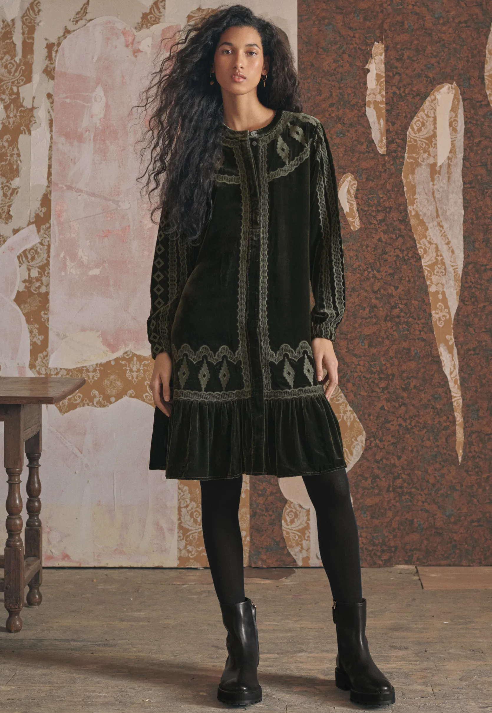 embroidered_dress_0-4.webp Women Wrap London Dresses & Skirts*Embroidered Dress