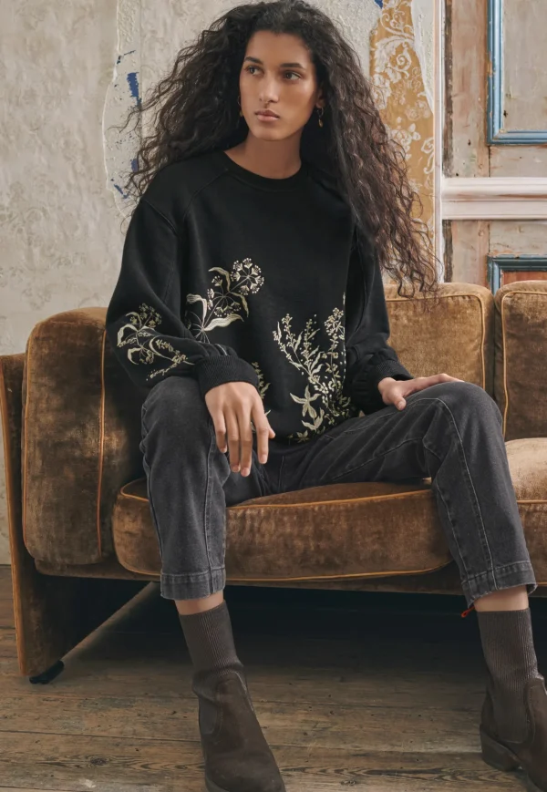 Women Wrap London Jersey Tops*Embroidered Sweatshirt