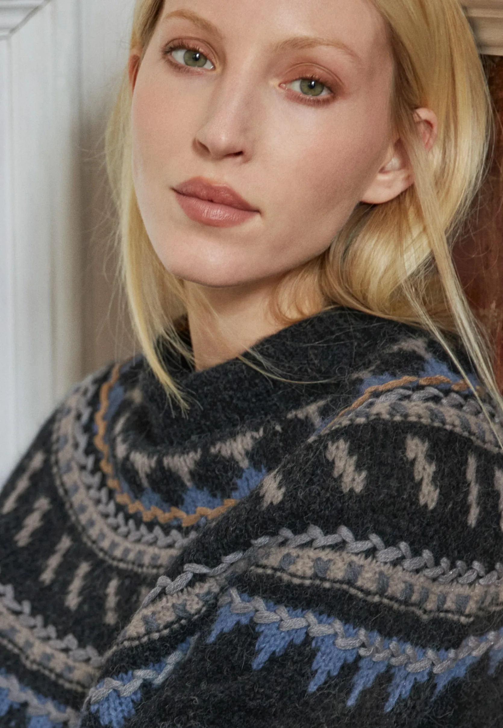 fair_isle_sweater_1-3.webp Women Wrap London Knitwear*Fair Isle Sweater