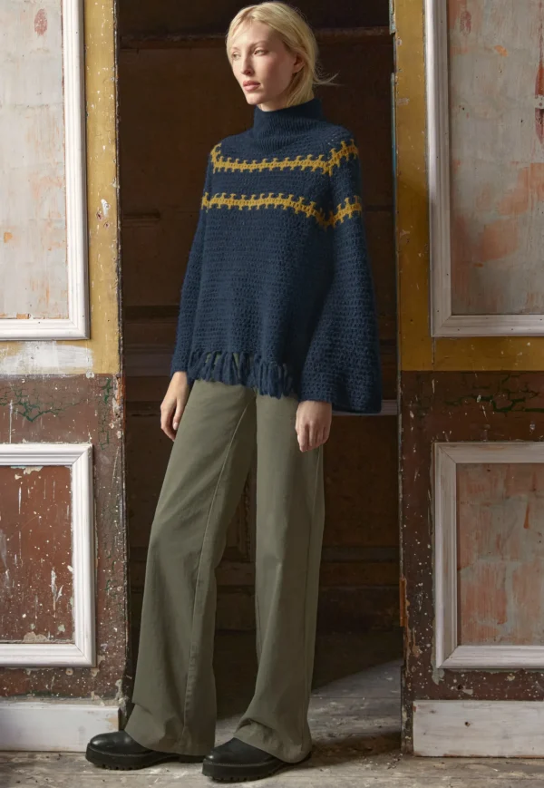 Women Wrap London Knitwear*Hand-Crochet Sweater