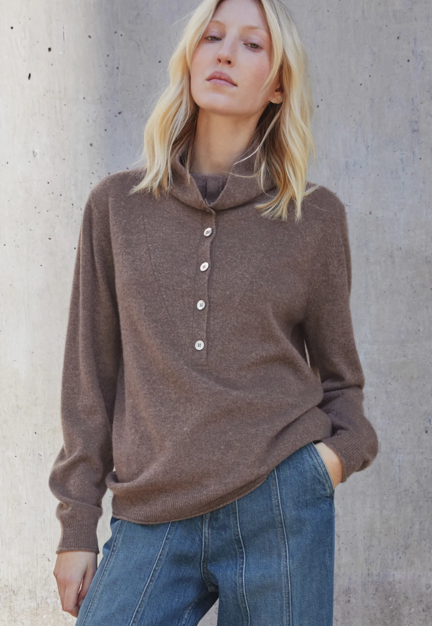 highneck_sweater_0-3.webp Women Wrap London Knitwear*High-Neck Sweater