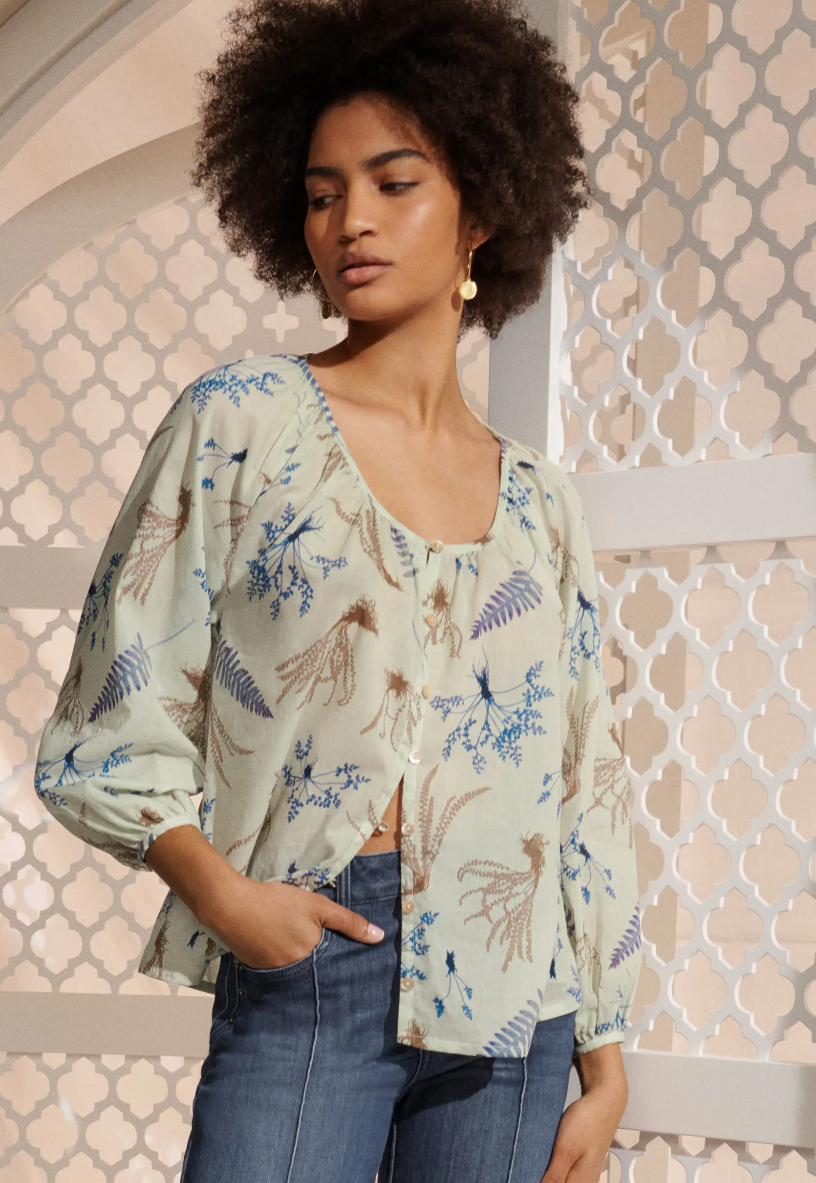 leafprint_blouse_1.webp Women Wrap London Shirts & Tops*Leaf-Print Blouse