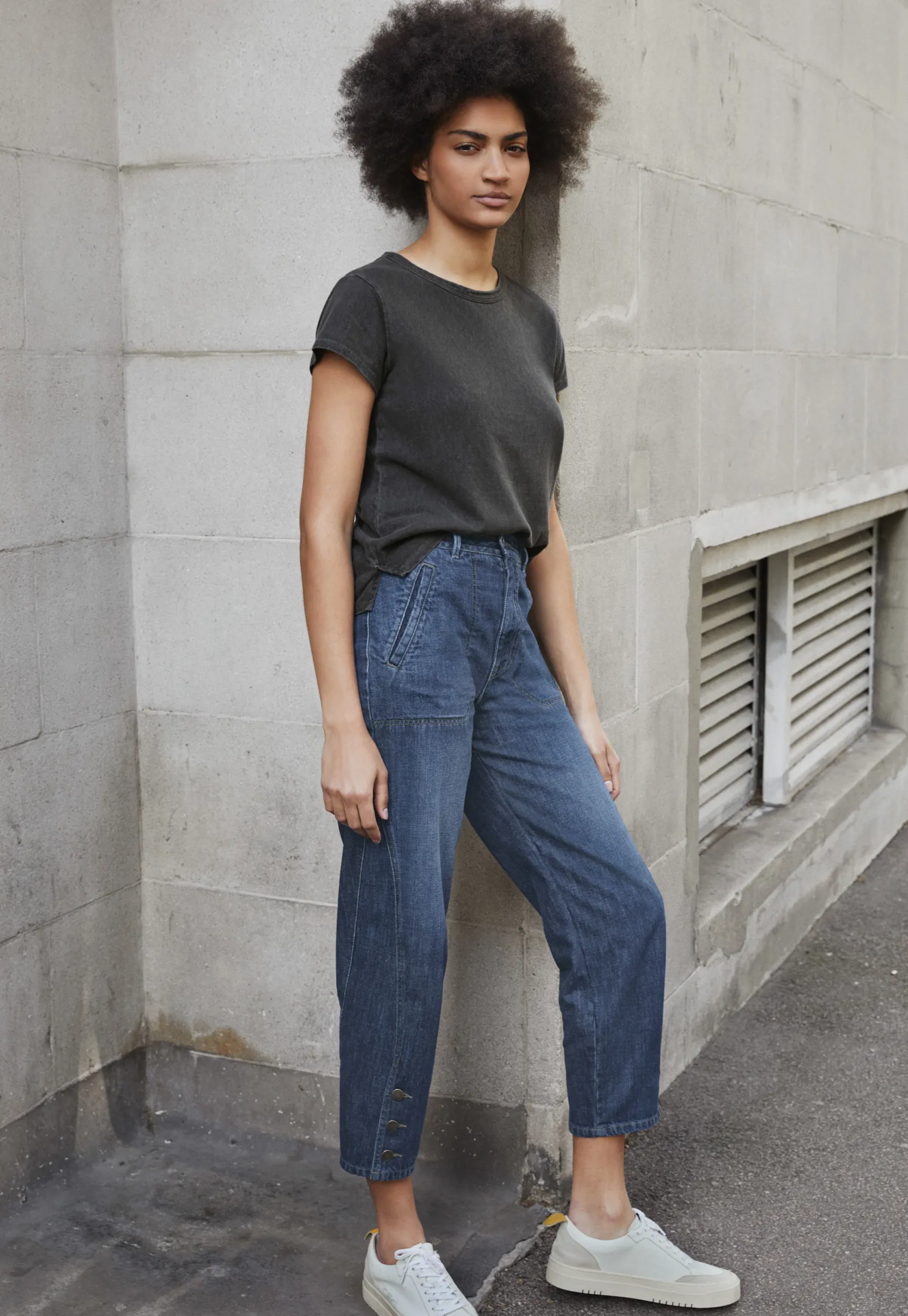 relaxed_carrot_jeans_3.webp Women Wrap London Jeans & Trousers*Relaxed Carrot Jeans