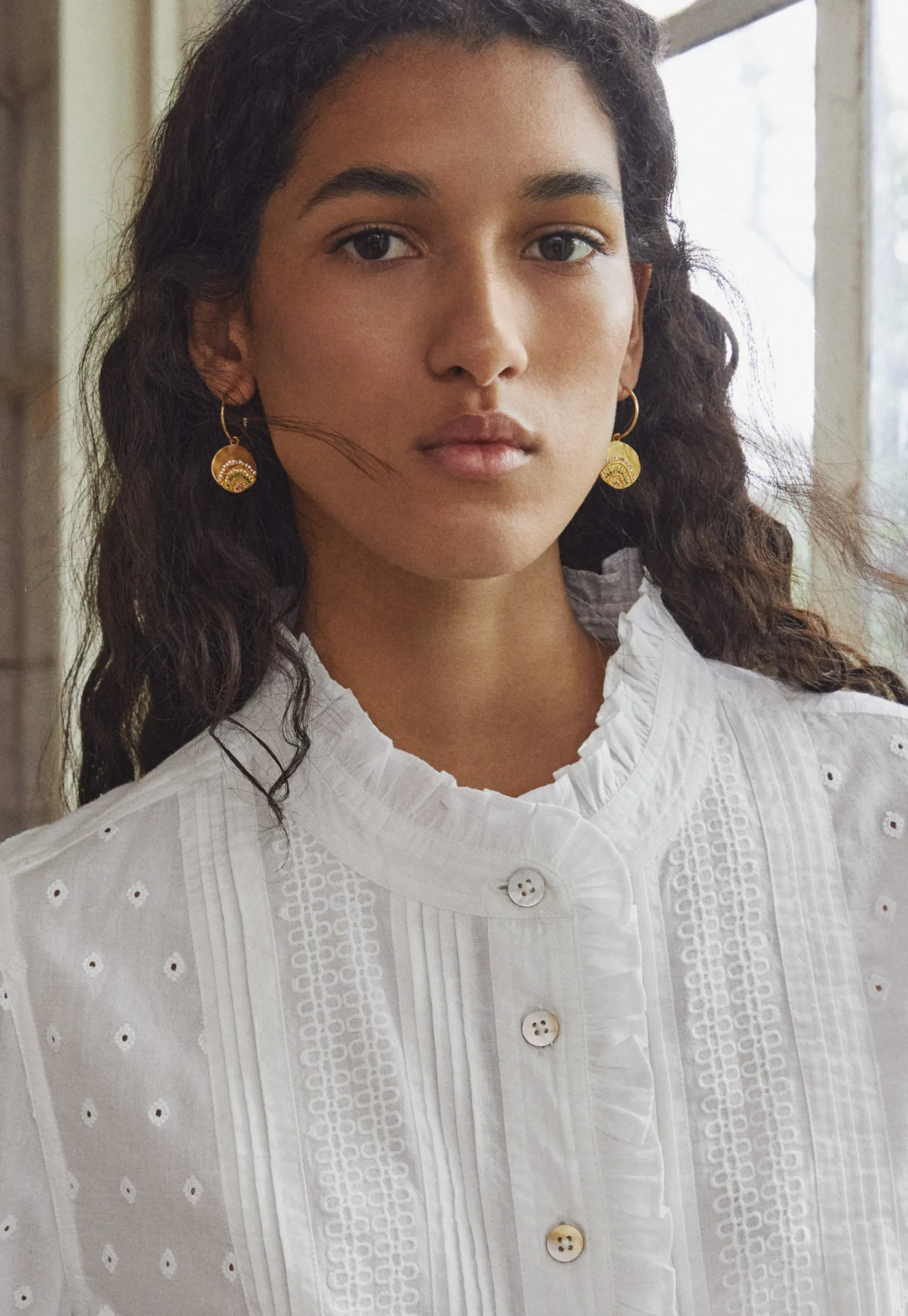 ruffleneck_broderie_blous_1-2.webp Women Wrap London Shirts & Tops*Ruffle-Neck Broderie Blouse