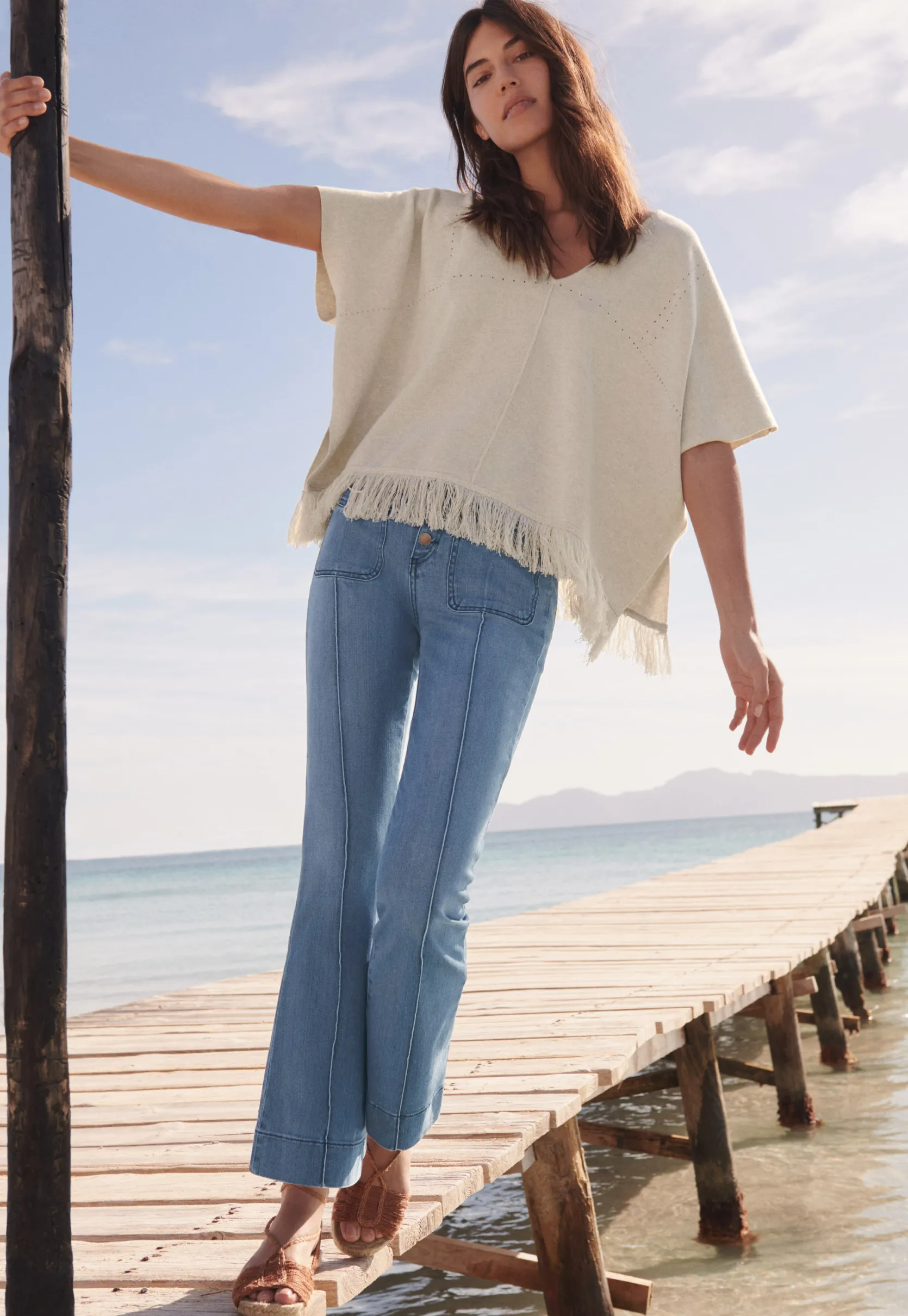 tassel_poncho_1-1.webp Women Wrap London Knitwear*Tassel Poncho