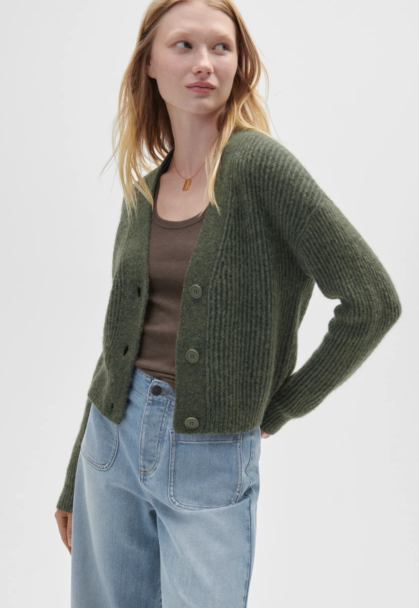 vneck_cardigan_1.webp Women Wrap London Knitwear*V-Neck Cardigan