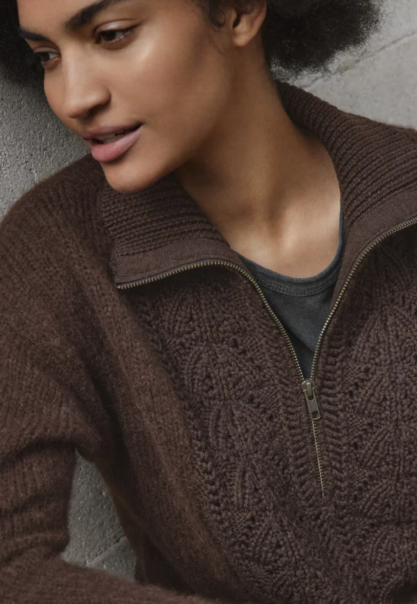 Women Wrap London Knitwear*Zip-Neck Sweater